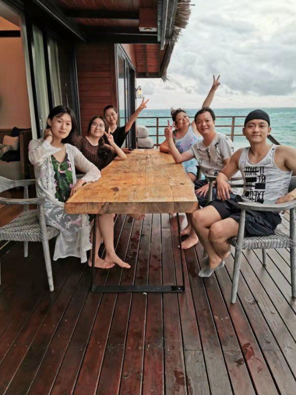 One Photos - 09n8S53y8XnxGMGvL8uaLg6AT.jpg