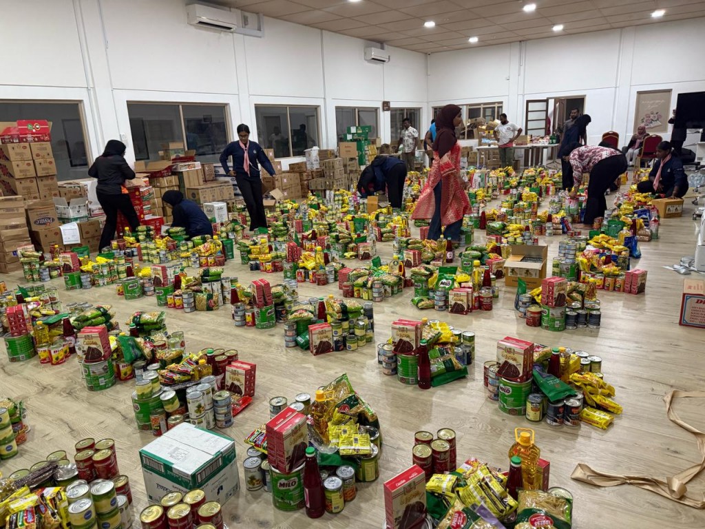 One Photos - 1TOyDt5cv1Qi05lxbLxpOdrUn.jpeg