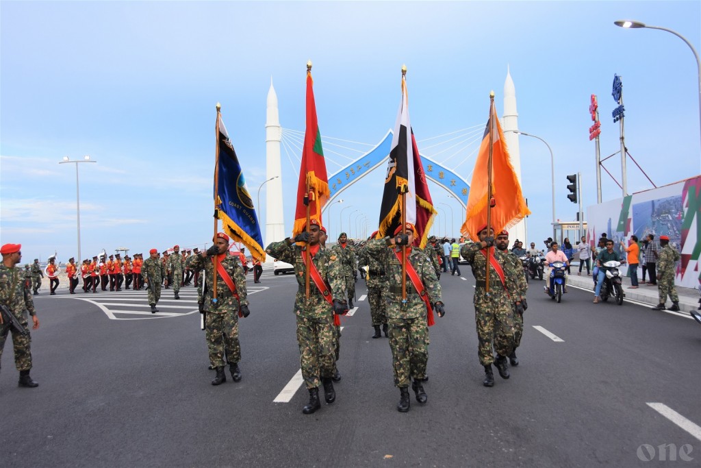 One Photos - 1cffz9lMw6zcuxInwVknOEgWn.JPG