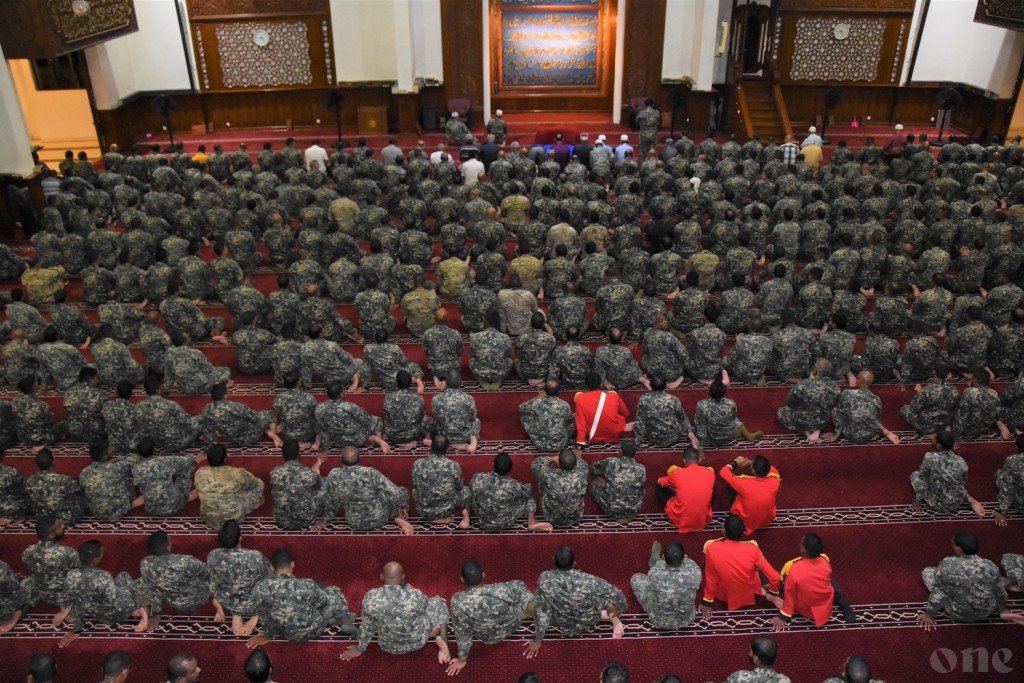 One Photos - 6GErpOfTZUMj0IdKzMy1kVAJz.JPG