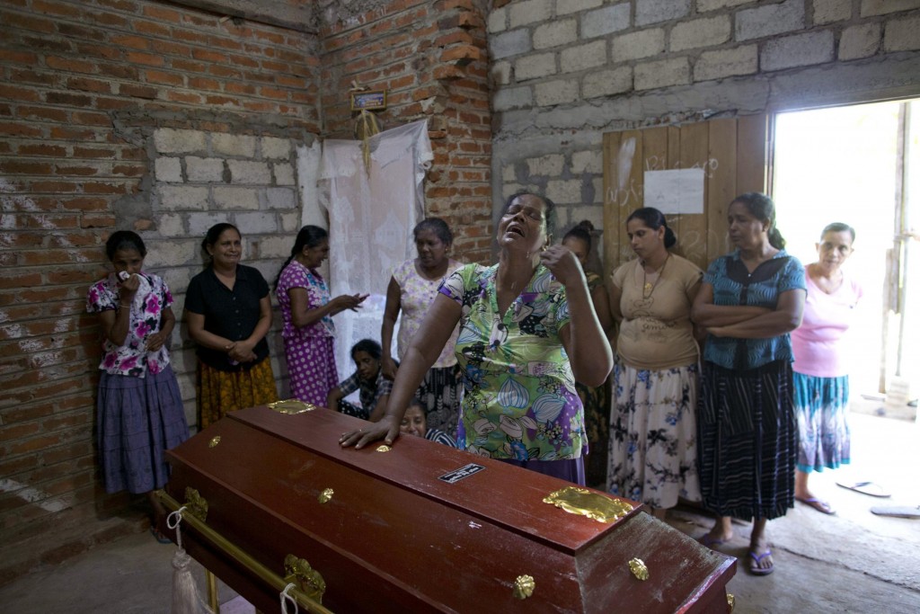 One Photos - 76Ci5WoIAJ4JlUczh5JSoNh0V.jpg