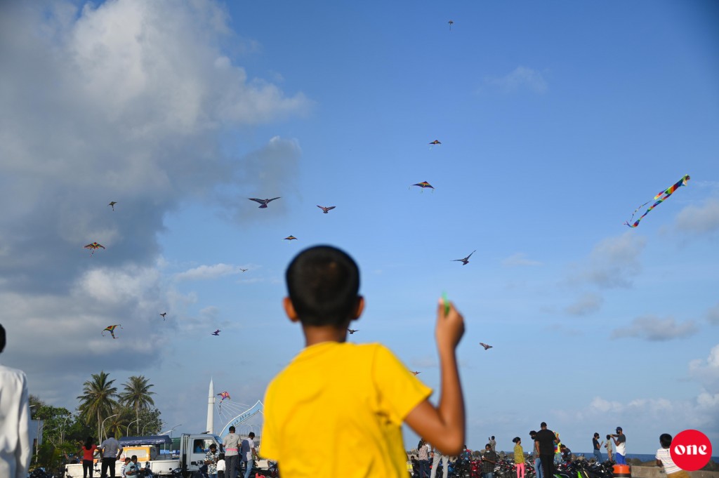 One Photos - 7TGr5WW4iD20r1PCHjZRDUwi3.JPG