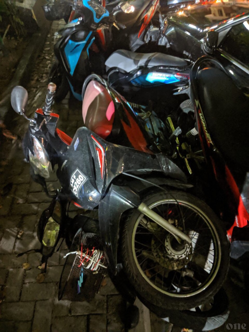 One Photos - 7euwMLj6VvxbG3zD2FNkJ3VnL.jpg