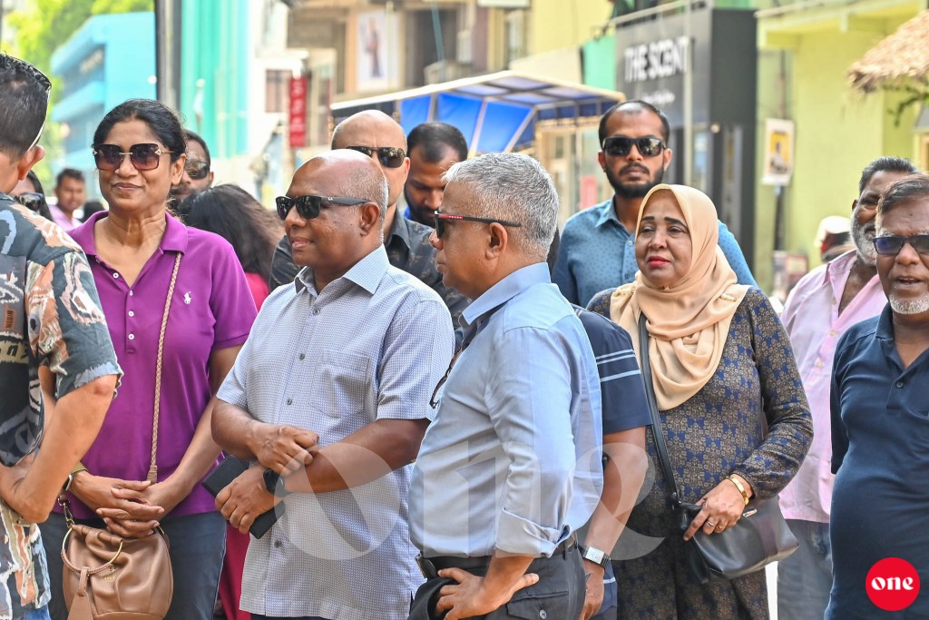 One Photos - 9WftdmobdO8RAesVGU1EfaqJ7.jpg