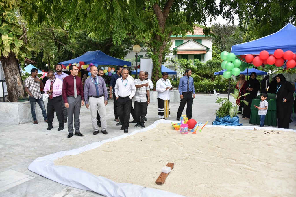 One Photos - 9qClRDWNYdMy47jI9AKUC4T2k.jpg