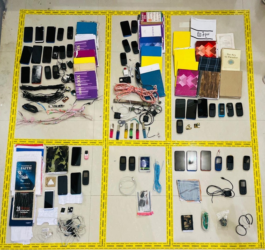 One Photos - B1xWdM6cg8M6GCUcg0mjyiRfQ.jpg