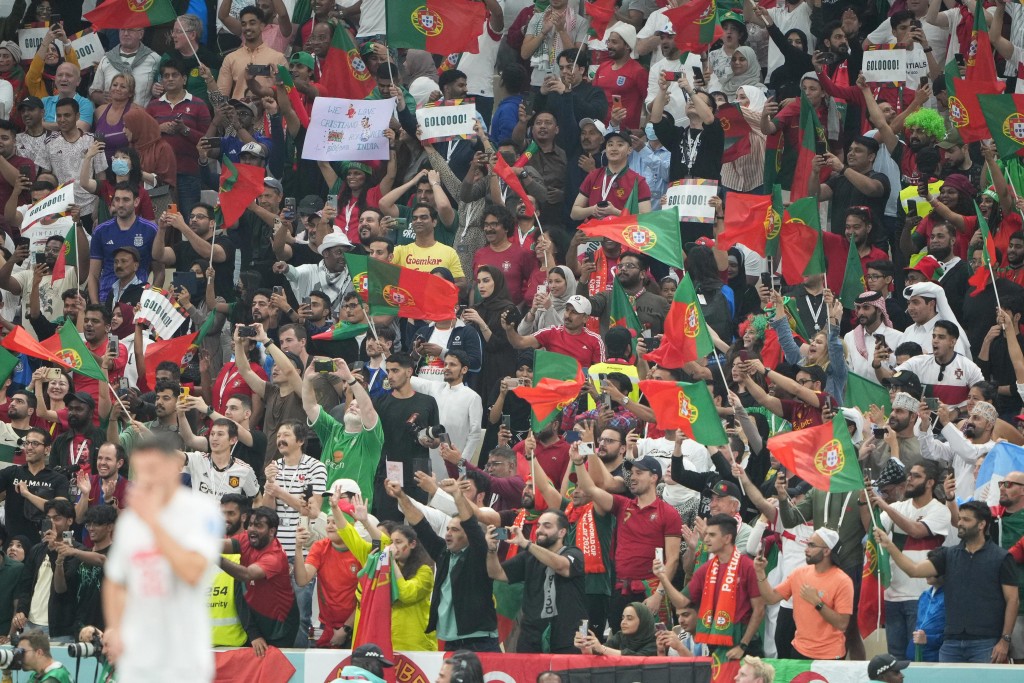 One Photos - BixmJn7BETynaqDNE79TAlHM3.JPG