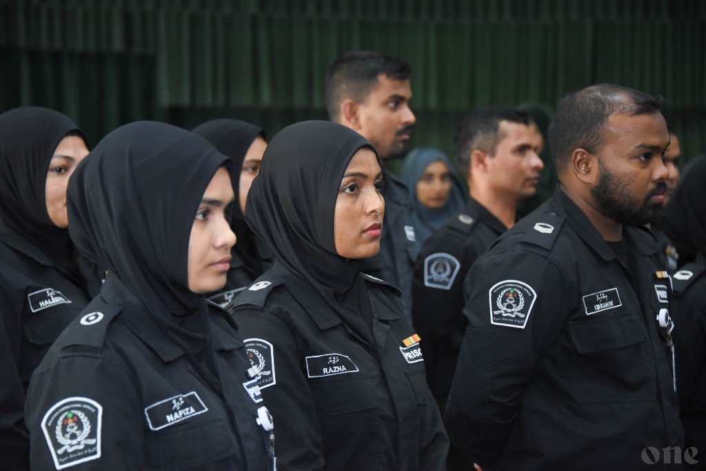 One Photos - Bt6al4zmNua6PU0KDLc2VsLjZ.jpg