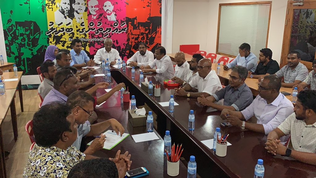 One Photos - DElIDwNzlHO3ndArjbKdwqaPV.jpg