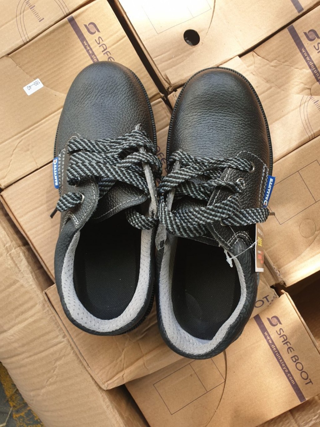 One Photos - DcndaAjFwtuZWcu7LXSsJmJ2m.jpg