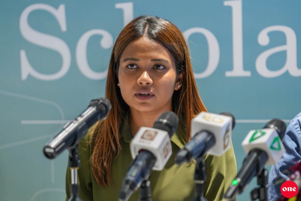 One Photos - Df5TwNMZcbxWDiZEz6Nm3BzIv.jpg