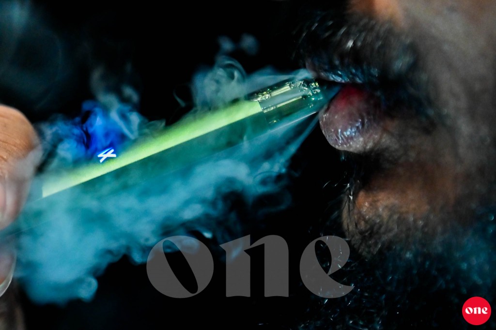 One Photos - Dgj2GObQMGvN41CmOIb5olaPl.jpg