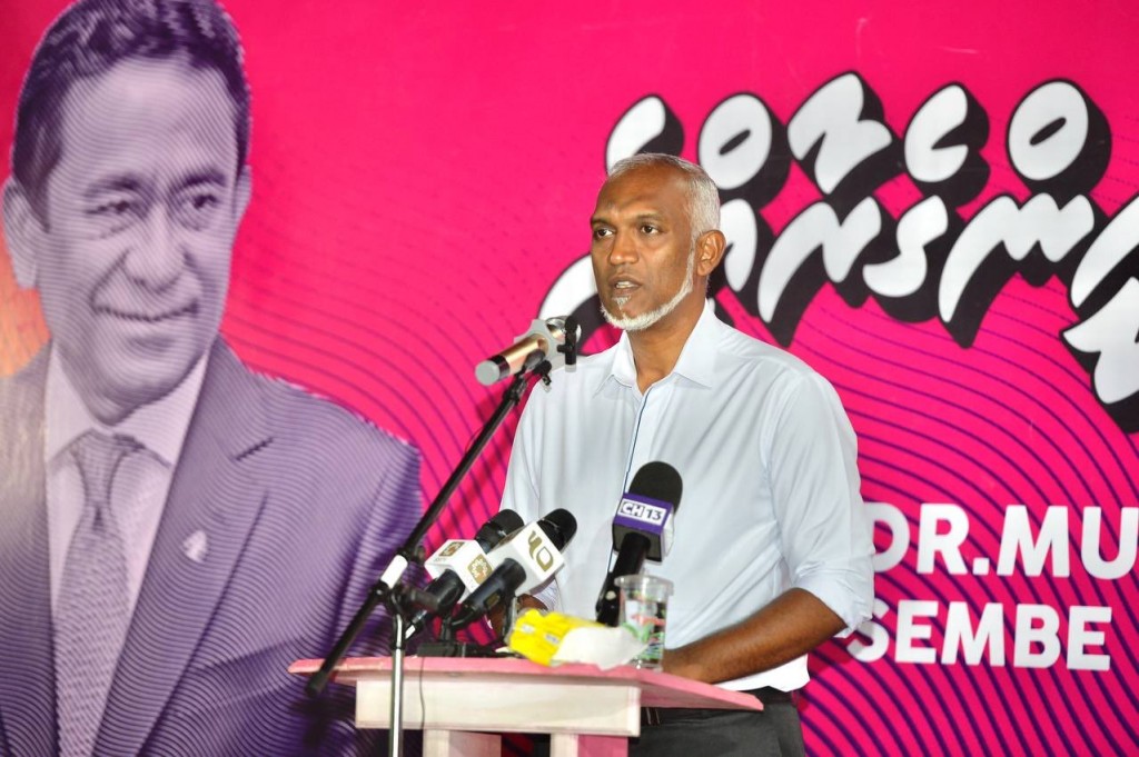 One Photos - EKh2LEHwgLkAftU78tFb8eYvz.jpg