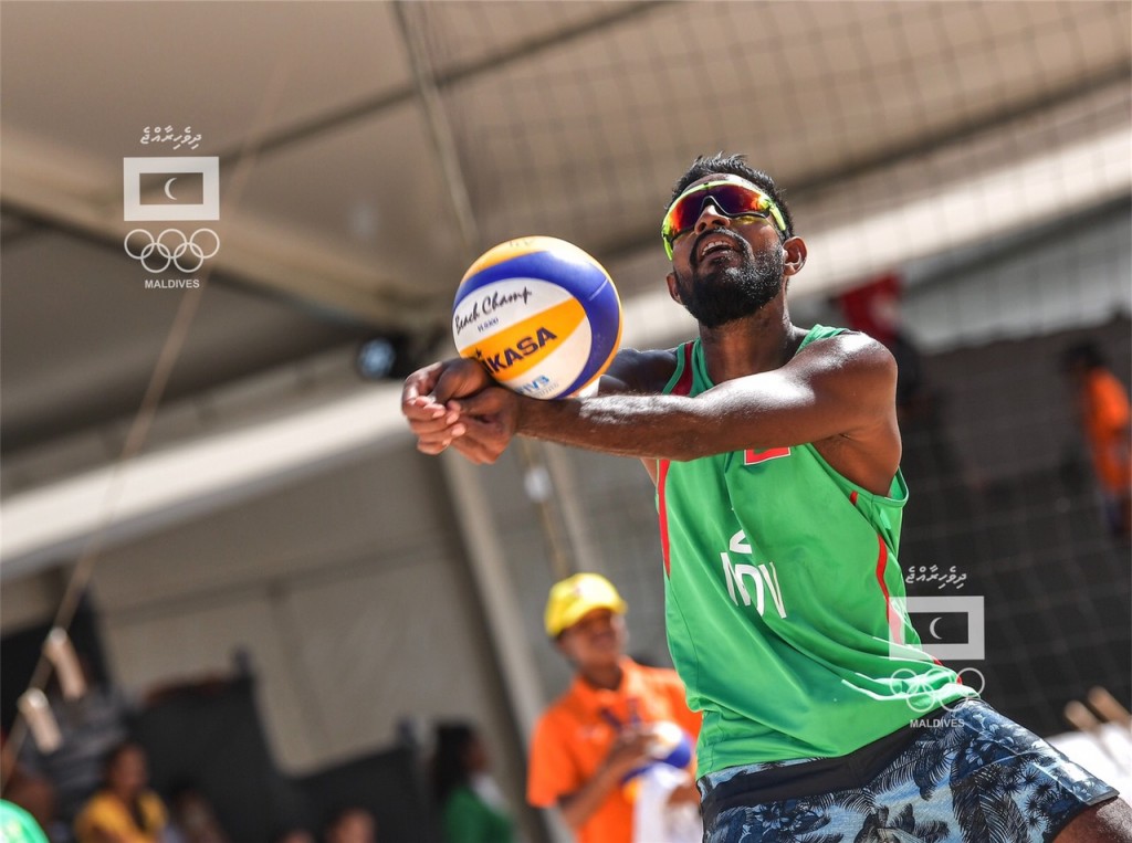 One Photos - FX2XfeDPEjDeR1320V6uFN6q5.jpg