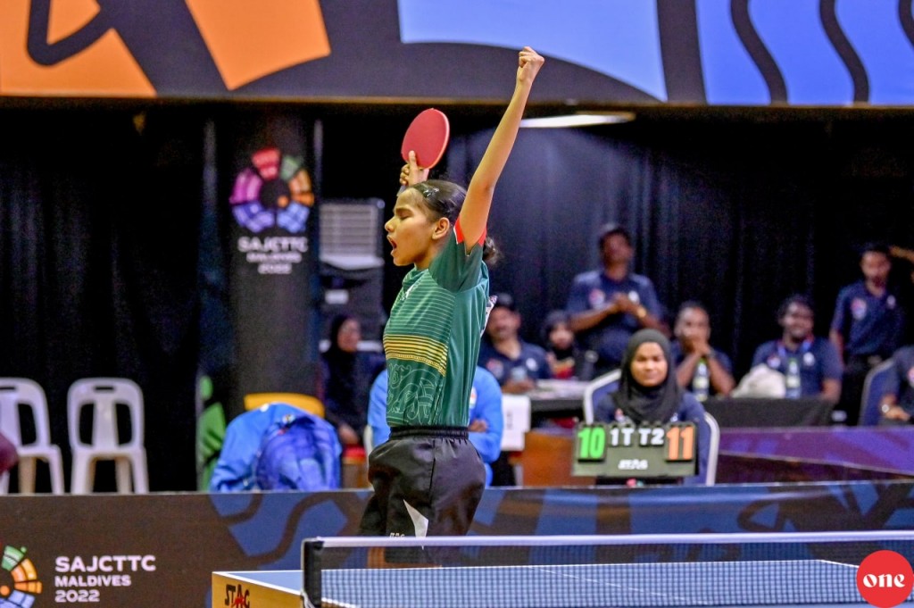 One Photos - FwvPSS20QORkLHGQ7QF1RDmGv.jpg