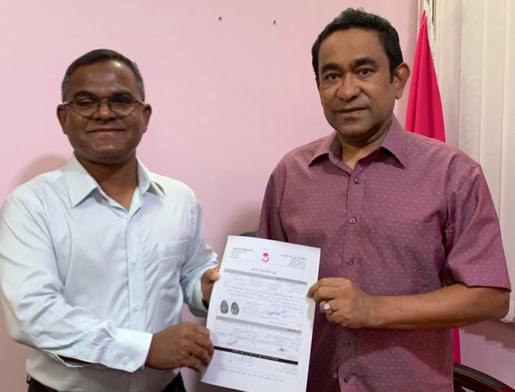 One Photos - GfhbdileW5wA3iTlWh5wL32Hc.jpg
