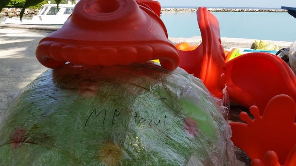 One Photos - Lm19NNV0kLyKUHU77YYZjvazZ.jpg