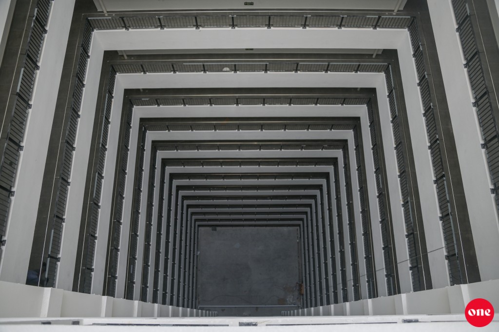One Photos - QoBYvcMJHvkb1QVheYToXXGtN.JPG