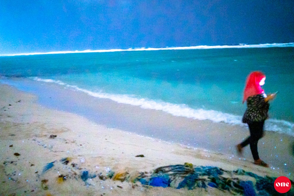 One Photos - Sb7VmjE0kQrq0Y2crqrMuTzGx.jpg