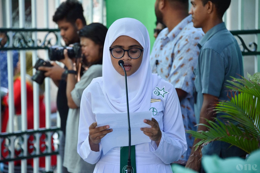 One Photos - Si9ST1nIzudfjaT5GXv5Ylcfr.jpg