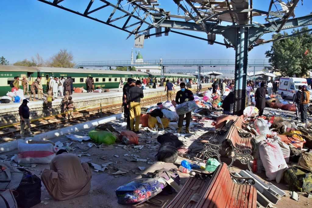 One Photos - U8qtjgYU92jHs9JccoenZIdQI.jpg