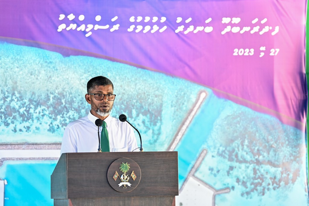 One Photos - VmiocDXlvGKe1duFifO5v2Tcl.jpg
