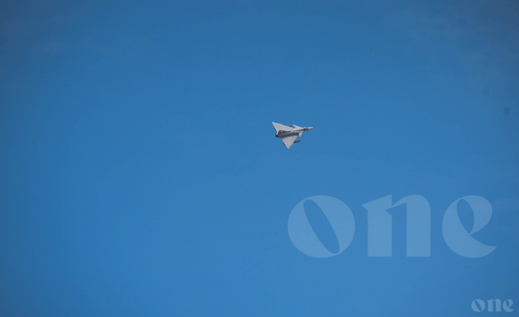 One Photos - Wo5OrNligjn29WuzfRf8i6aGZ.jpg