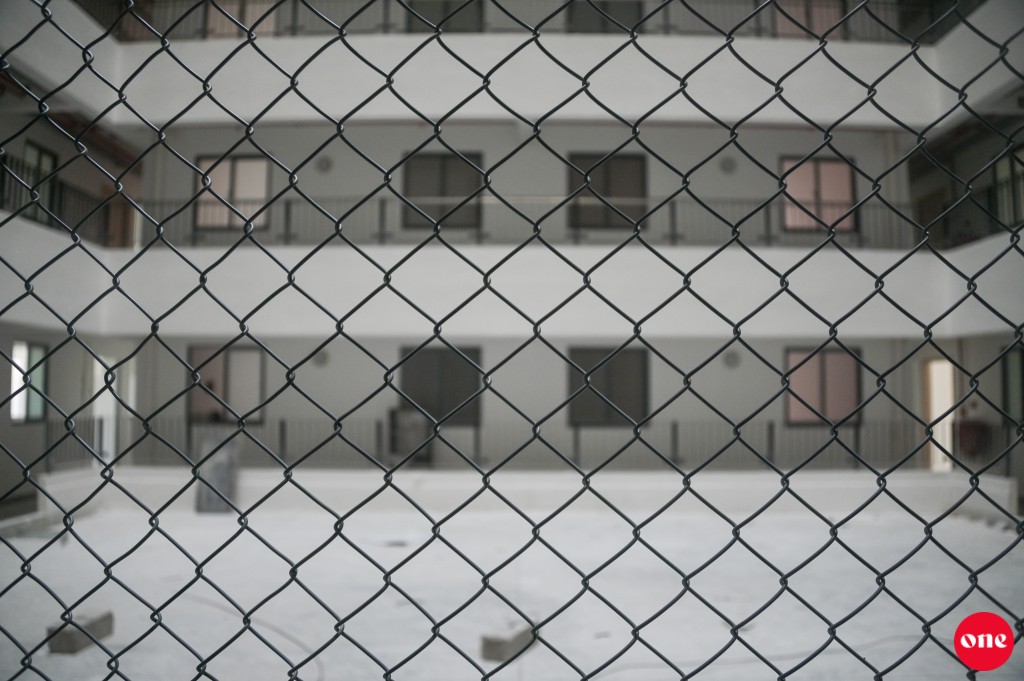 One Photos - X854jEXLNhsMW14Xl80YT0ab3.JPG