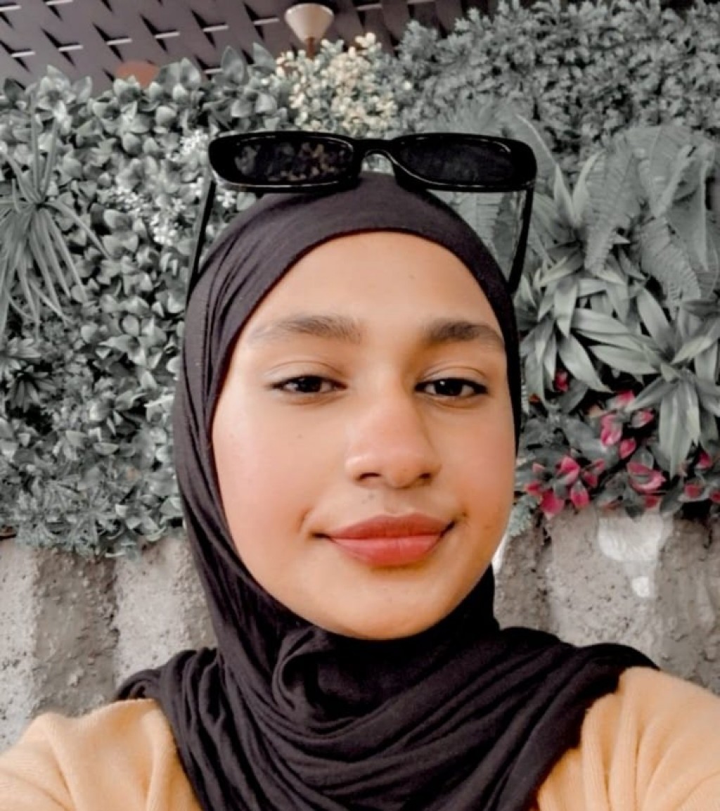 One Photos - ZZHu1aplQsR4ZsZz01IJj8ZKP.jpg