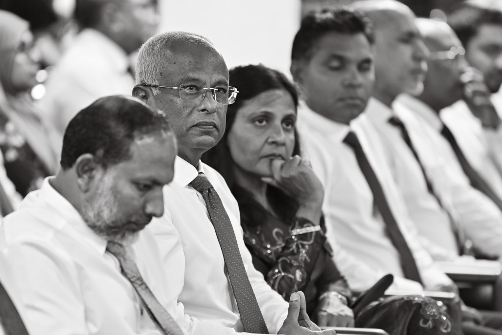 One Photos - avUMsiia0dZshNf2nAWgbLjvD.jpg