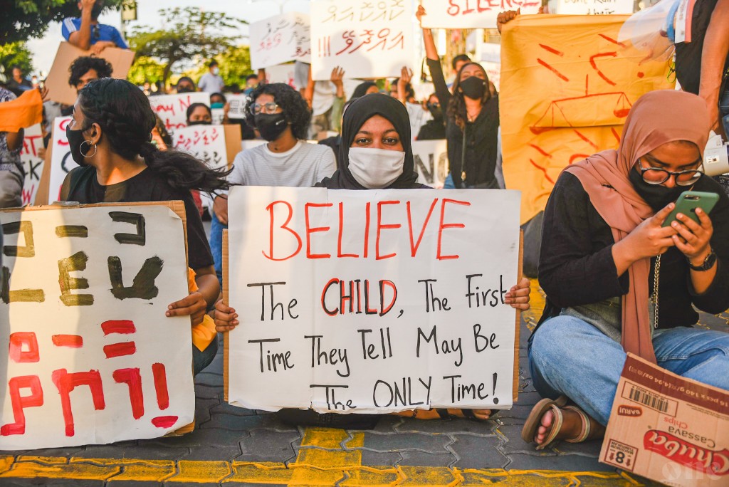 One Photos - bKkNa7fn1ES5SEUkBeGqtiJrX.jpg