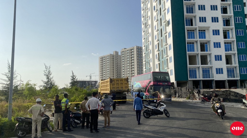 One Photos - denyvgkjI9uDiQLR5vjnJ1RaK.jpg