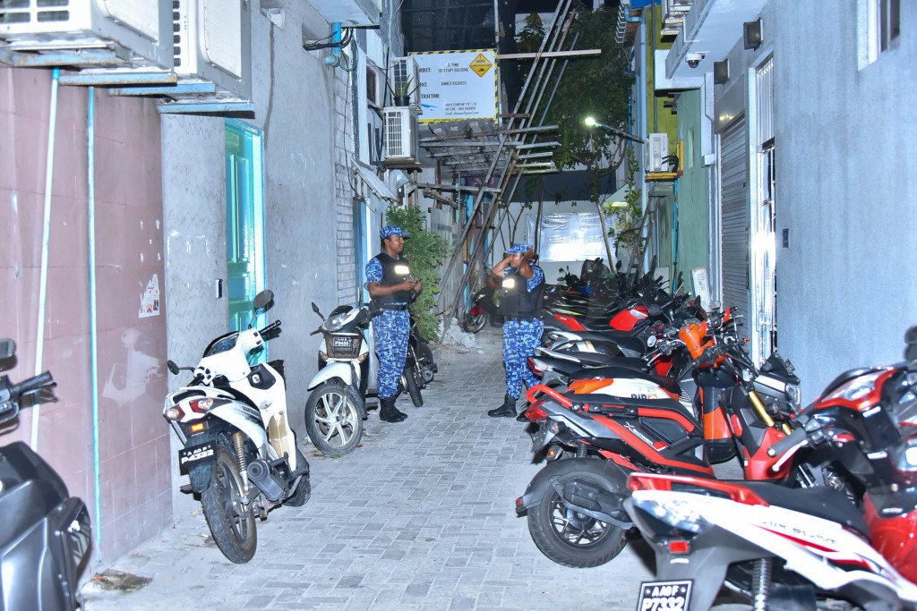 One Photos - fkITeyU3SY3mby9JuLGn69tN7.jpg