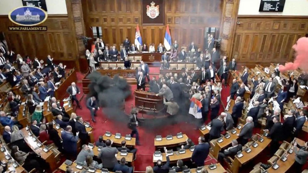 One Photos - hLoNjBO7pdfQ4LIZkzTVYbOZQ.jpeg