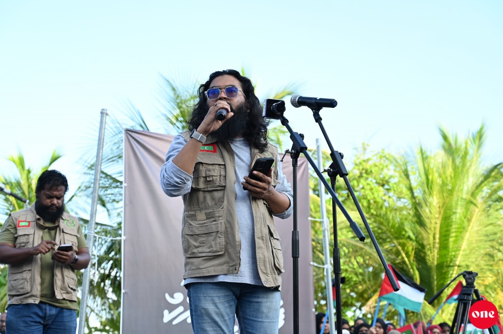 One Photos - igIBNzHa7d094BJUu0QQ4XYq5.JPG