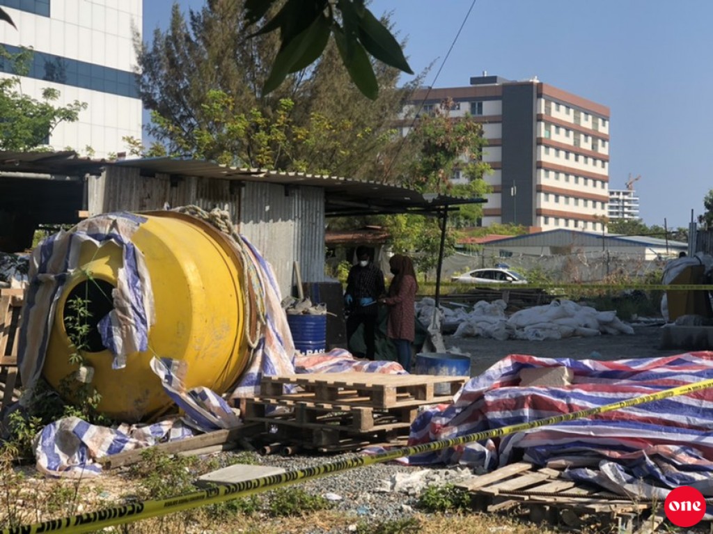 One Photos - kCLjxYmefPGAdI20BuAaKYecv.jpg