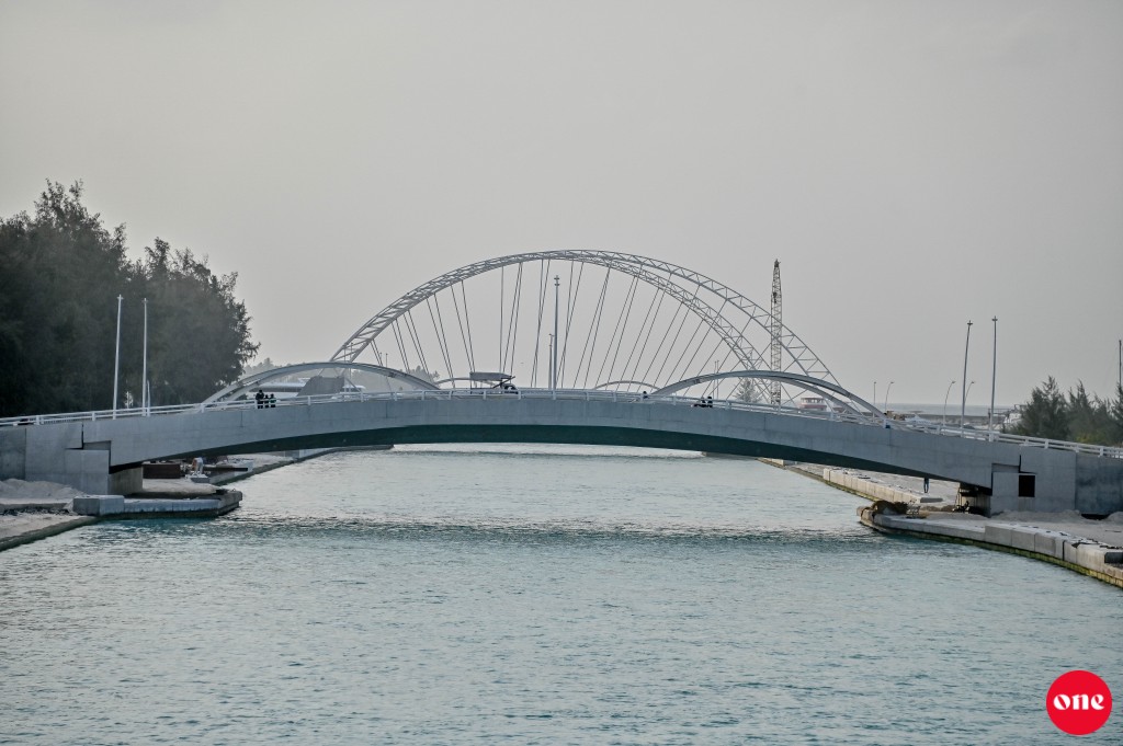 One Photos - kYqN463tfjqa64T4oi0dMjsBz.JPG
