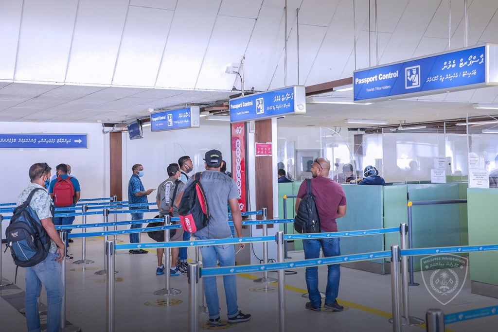 One Photos - lp8ddB7x6Ij8L5PfXZx02XLms.jpeg