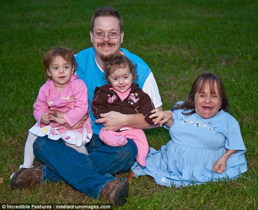 One Photos - o5NLPZtmrVVyD9HVXB5bQSVxp.jpg