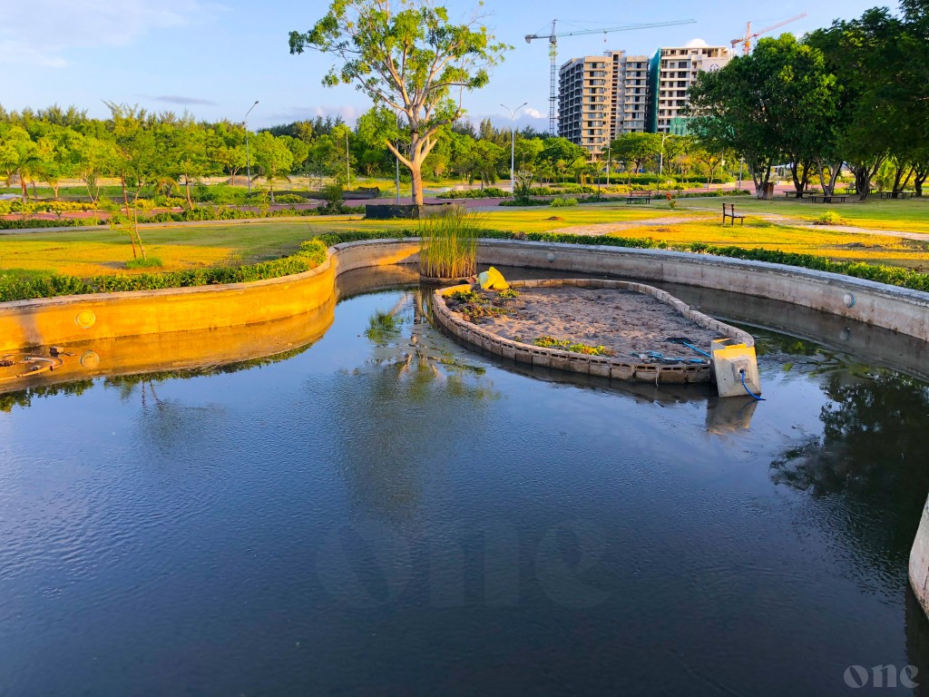 One Photos - oIqsy6nP6JZ4ph9CV1KzNfPpN.jpg