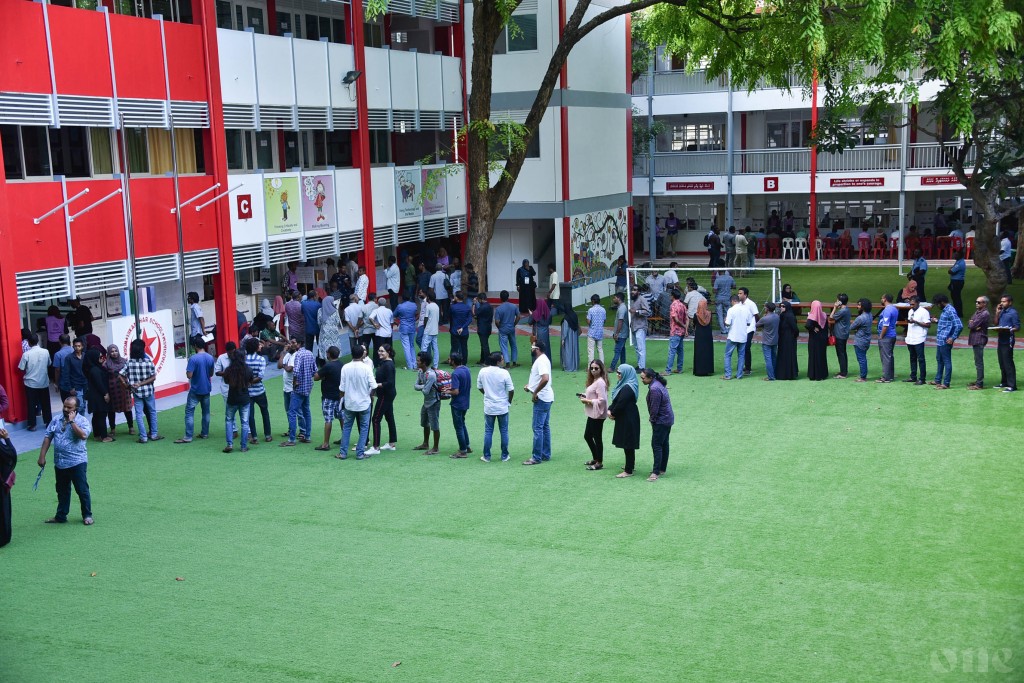 One Photos - oUr5eKNhrnnSTI0nM9jgkZYez.jpg