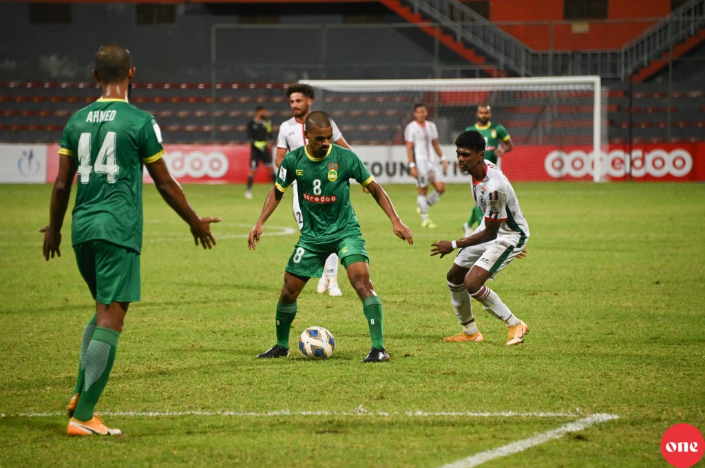 One Photos - osyEUNgI1N2JvWrcvGVsEiRXp.JPG