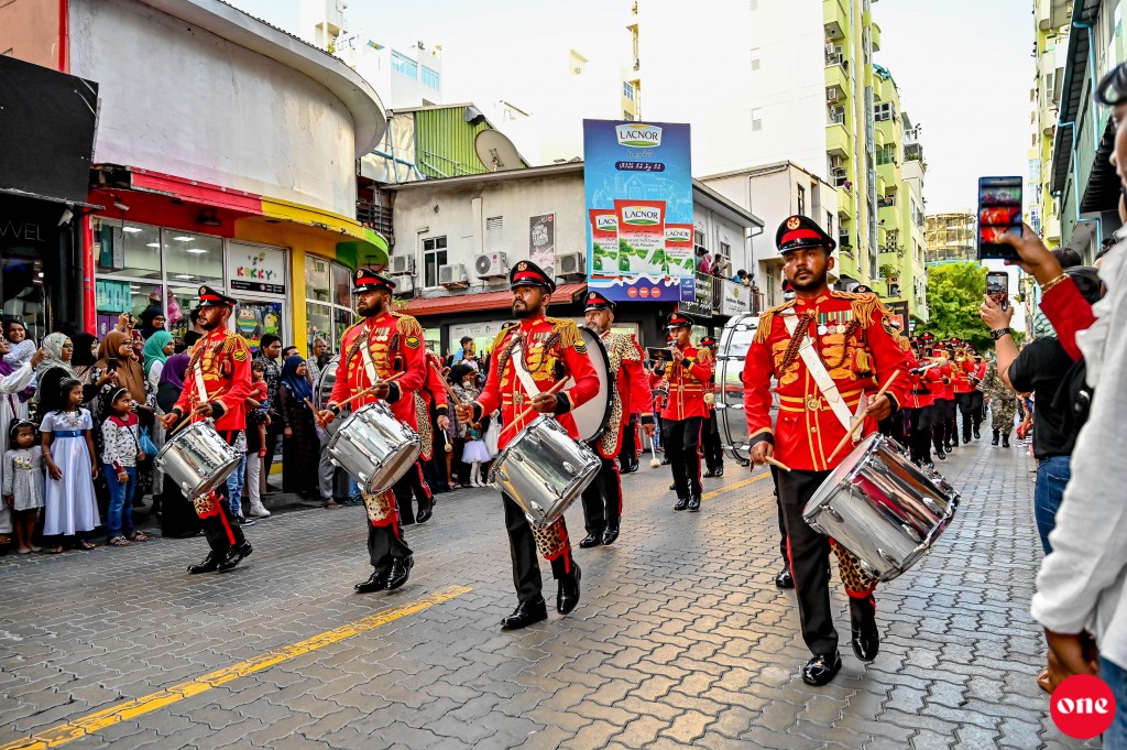 One Photos - poj4RQu1QET5qo1Tm76SlmPcO.JPG