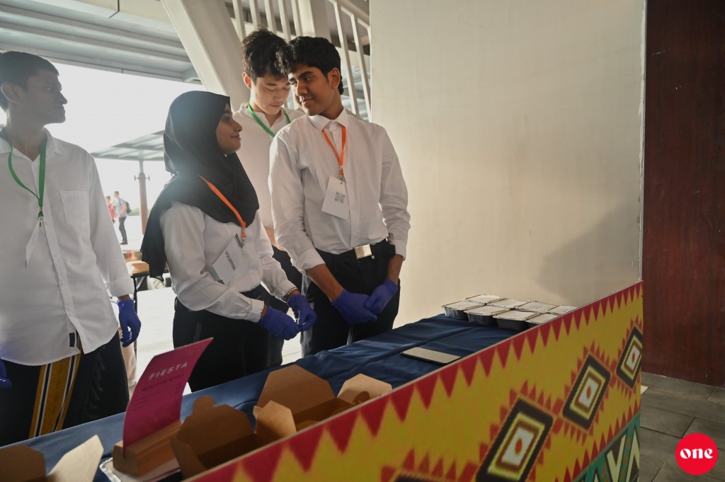 One Photos - qJtK3QGfKXPnUgbaPoBRppzon.JPG