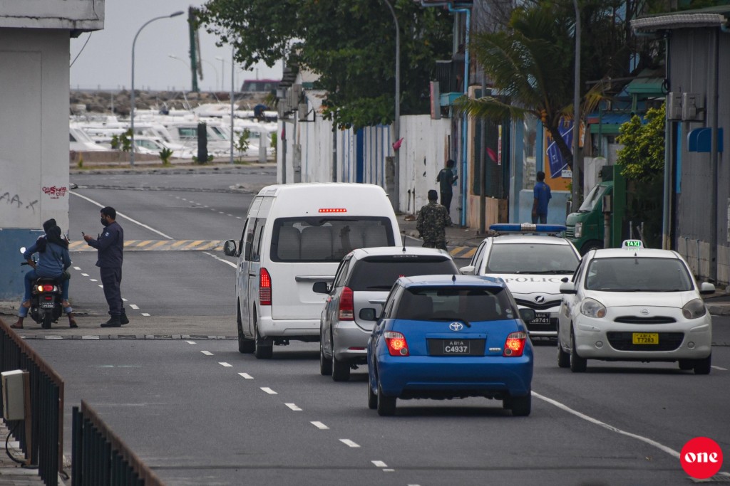 One Photos - sYXdBBUUl8kZSj4wvER8cucGp.JPG