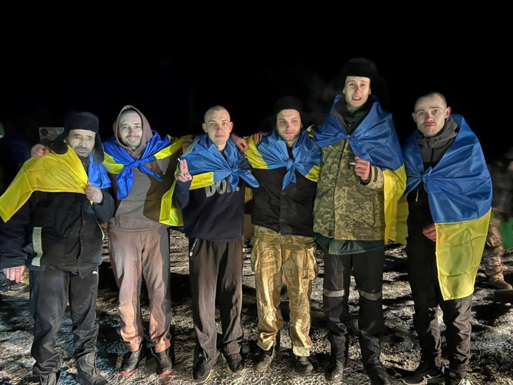 One Photos - trp8Ry5zUdviK4h3h0sCJHnZo.jpg
