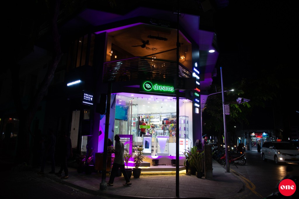 One Photos - uypVRSLPITBXpkdd5Sawu48Ig.jpg