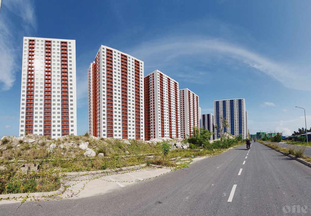 One Photos - vKpQbh5ZOliVlGIKFf201op1f.jpg