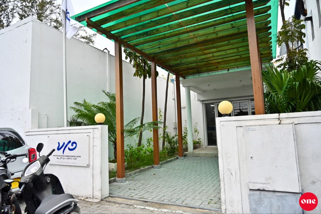 One Photos - vpbIgvrH0Dbit3J2llR01OZzi.jpg