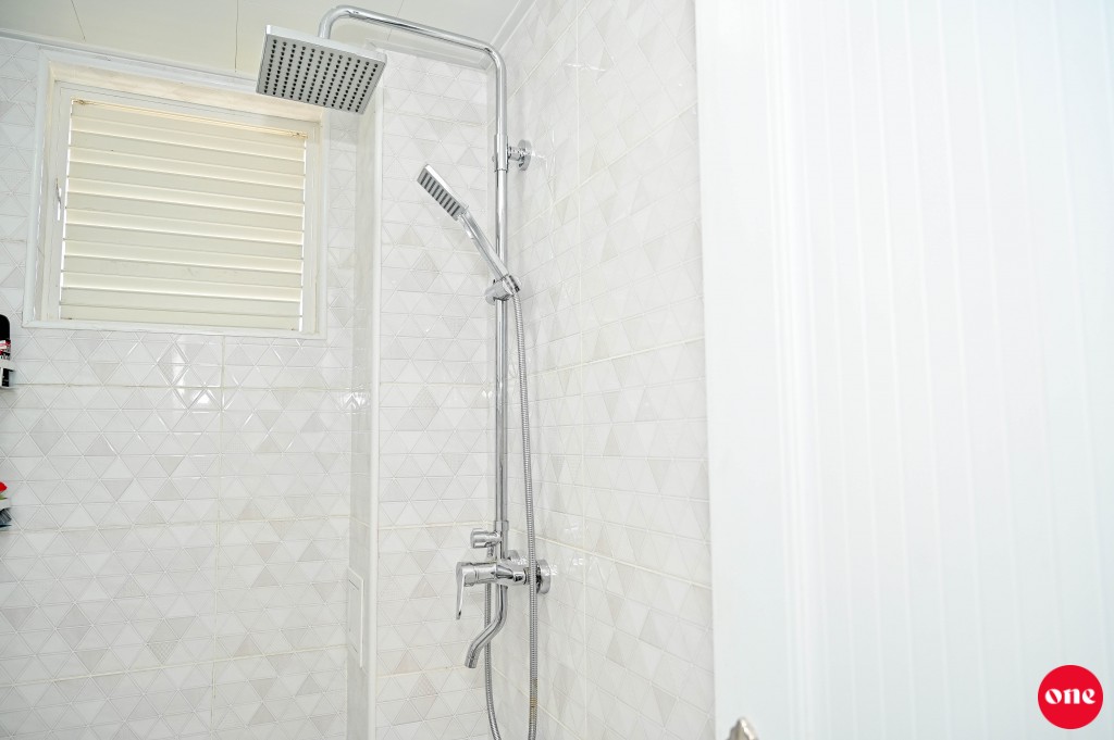 One Photos - xPhGFOHCG0dDPV80mQ4mqnEDG.JPG